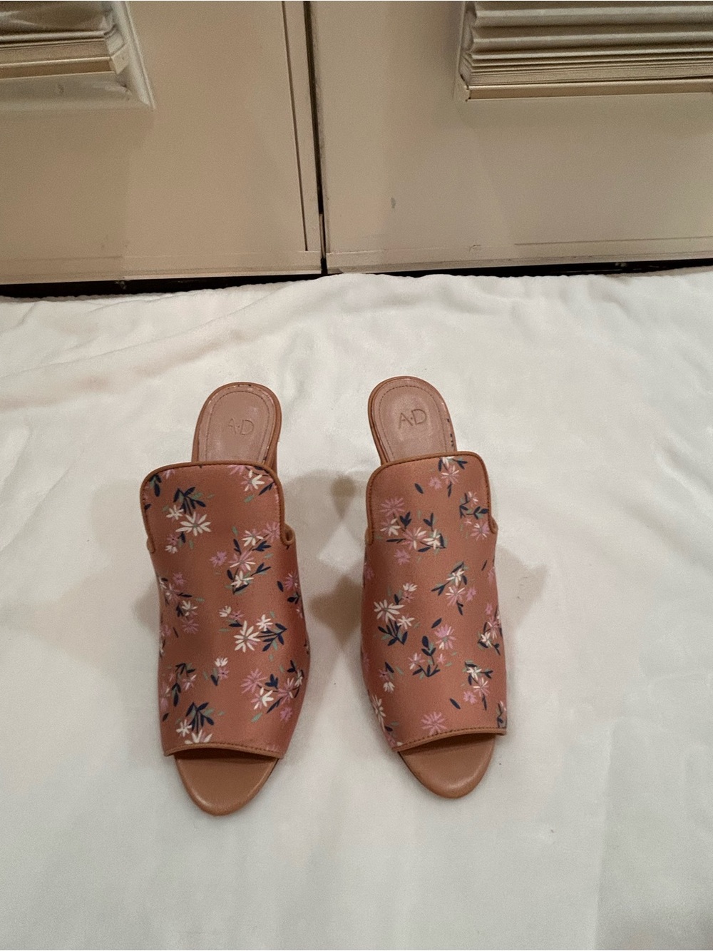 AD Floral Open-Toe Mules in Dusty Rose